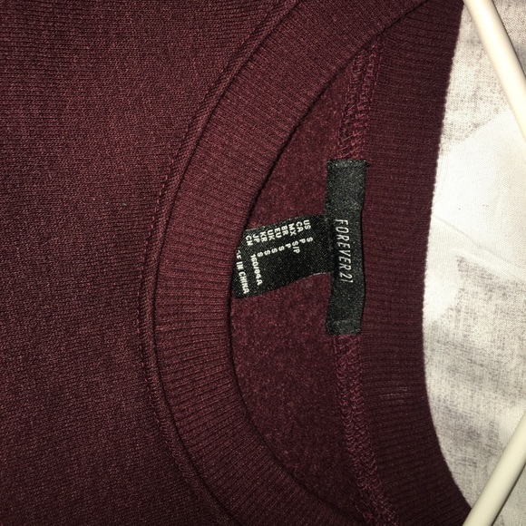 Burgundy crop top sweater - Picture 3 of 4